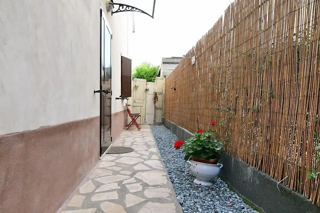 דירה ראבנה Casa Iride, Appartamento Con Grazioso Giardino איטליה